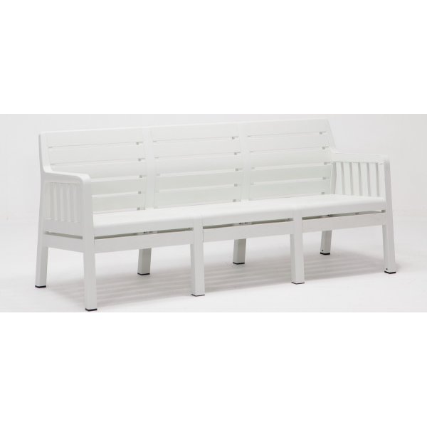 Lara-loungeryhmä, jossa 3-istuttava sohva, 2 nojatuolia ja pöytä ilman tyynyjä - Valkoinen Lara-loungeryhmä, jossa 3-istuttava sohva, 2 nojatuolia ja pöytä ilman tyynyjä - Valkoinen