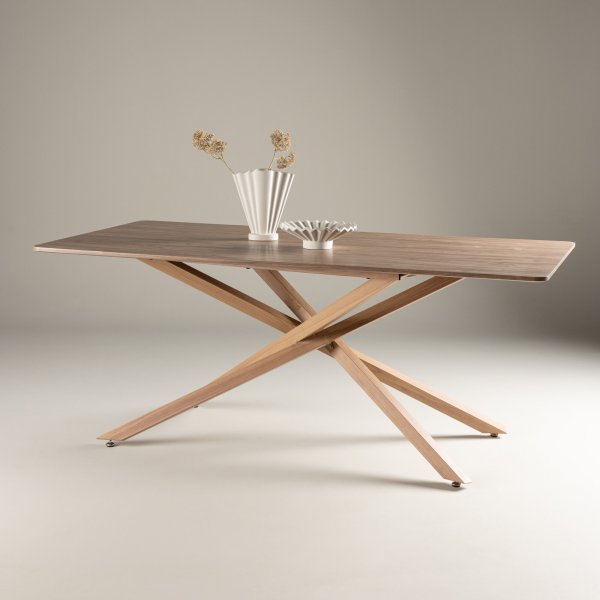 Piazza ruokapöytä 180 x 90 cm - Mocca Piazza ruokapöytä 180 x 90 cm - Mocca