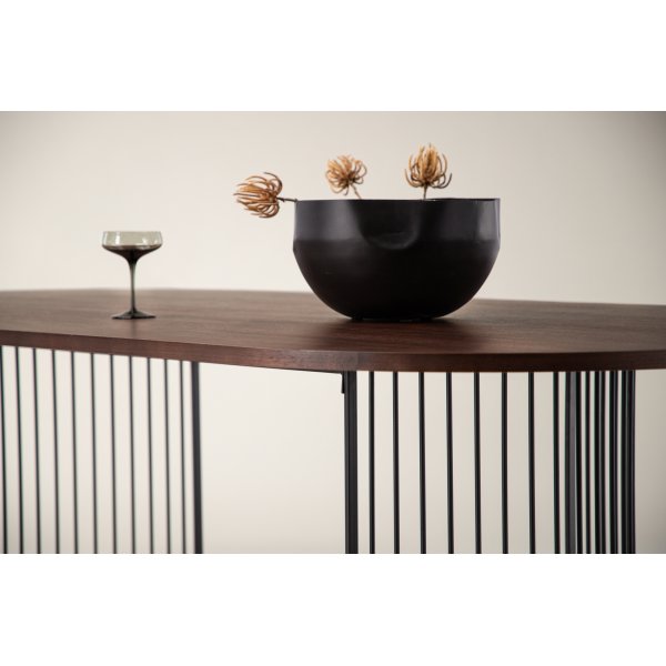Hamneskär ruokapöytä 220 x 110 cm - Musta/pähkinä Hamneskär ruokapöytä 220 x 110 cm - Musta/pähkinä