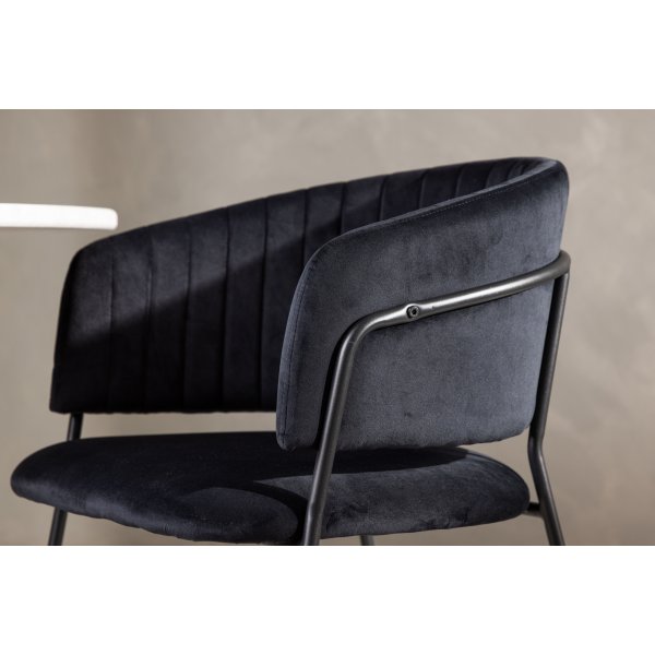 Selma ruokapöydän tuoli - Musta sametti Selma ruokapöydän tuoli - Musta sametti