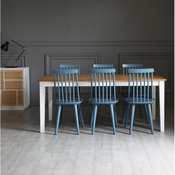 Dalsland-ruokailuryhmä: Ruokapöytä tammi/valkoinen 6 kyyhkysensinisellä Pinnstolarilla + 4.00 x Huonekalujen jalat Dalsland-ruokailuryhmä: Ruokapöytä tammi/valkoinen 6 kyyhkysensinisellä Pinnstolarilla + 4.00 x Huonekalujen jalat