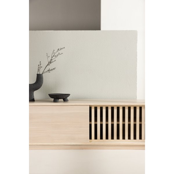 Lugo TV-taso - Valkoiseksi maalattu