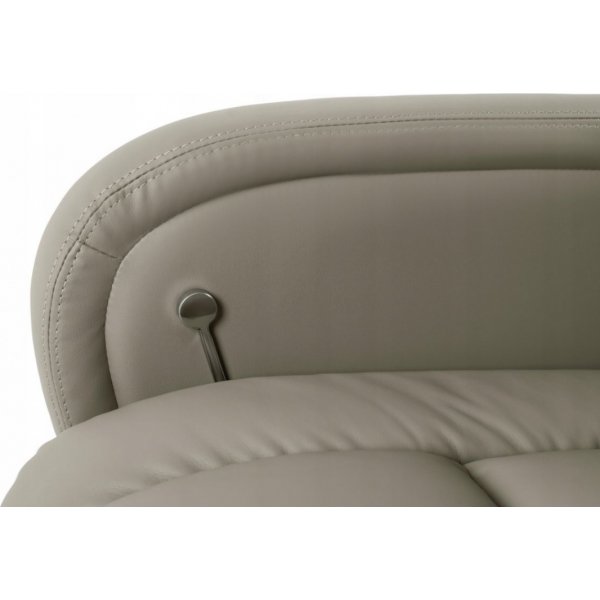 Hierontatuoli beige� PVC:t�, kaukos��din