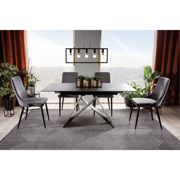 Westin ruokap�yt� 120-160 cm - Musta