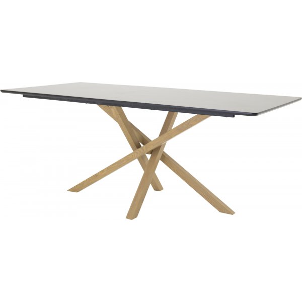 Piazza ruokapöytä 180 x 90 cm - Musta/tammi look Piazza ruokapöytä 180 x 90 cm - Musta/tammi look