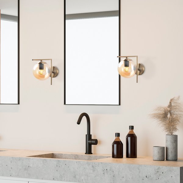 Monde seinävalaisin - Antiikki/kirkas Monde seinävalaisin - Antiikki/kirkas