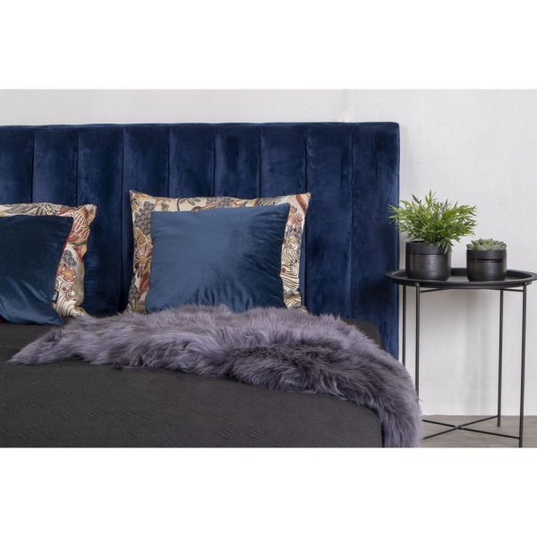 Bastia sivupöytä 46,8 x 46,8 cm - Musta Bastia sivupöytä 46,8 x 46,8 cm - Musta