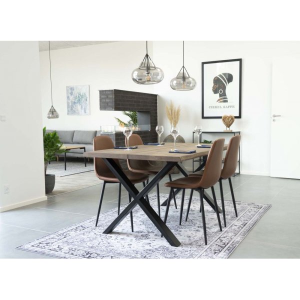 Toulon Ruokapöytä - 140 x 95 cm - Savustettu öljytty tammi Toulon Ruokapöytä - 140 x 95 cm - Savustettu öljytty tammi