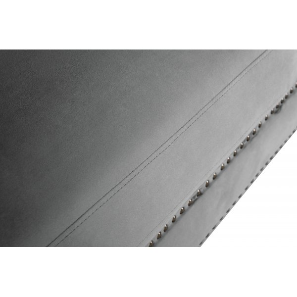 Kolmen istuttava sohva Chesterfield Royal - Harmaa sametti + Huonekalujen tekstiilien puhdistus Kolmen istuttava sohva Chesterfield Royal - Harmaa sametti + Huonekalujen tekstiilien puhdistus