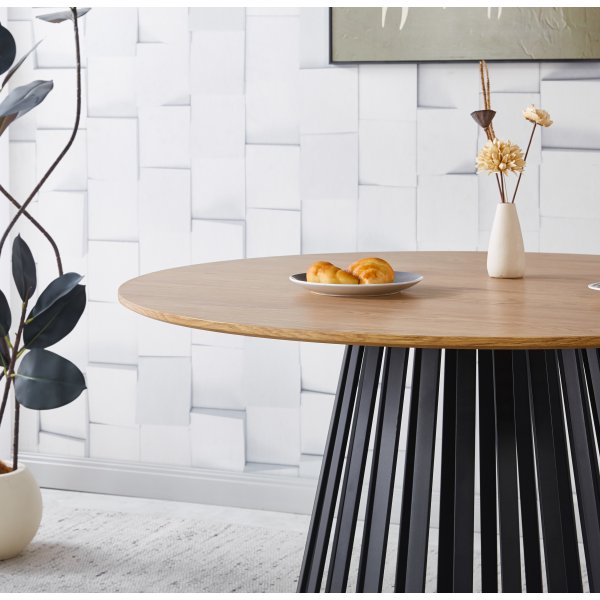 Inez pyöreä ruokapöytä Ø120 cm tammiviilu / Musta metalli Inez pyöreä ruokapöytä Ø120 cm tammiviilu / Musta metalli