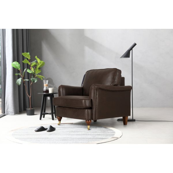 Howard Watford Deluxe -nojatuoli - Old Vintage + Huonekalujen tekstiilien puhdistus