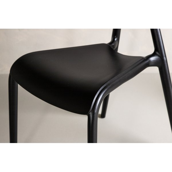 Ursholmen ruokatuoli - musta Ursholmen ruokatuoli - musta