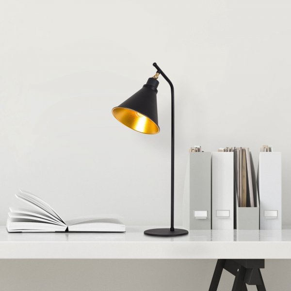 Sivani pöytävalaisin 2 - Musta/kulta Sivani pöytävalaisin 2 - Musta/kulta